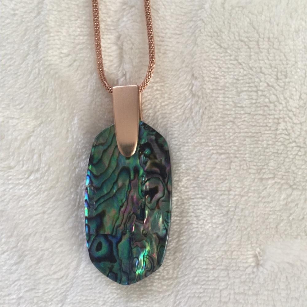 Kendra Scott Inez Pendant Necklace - Picture 5 of 9